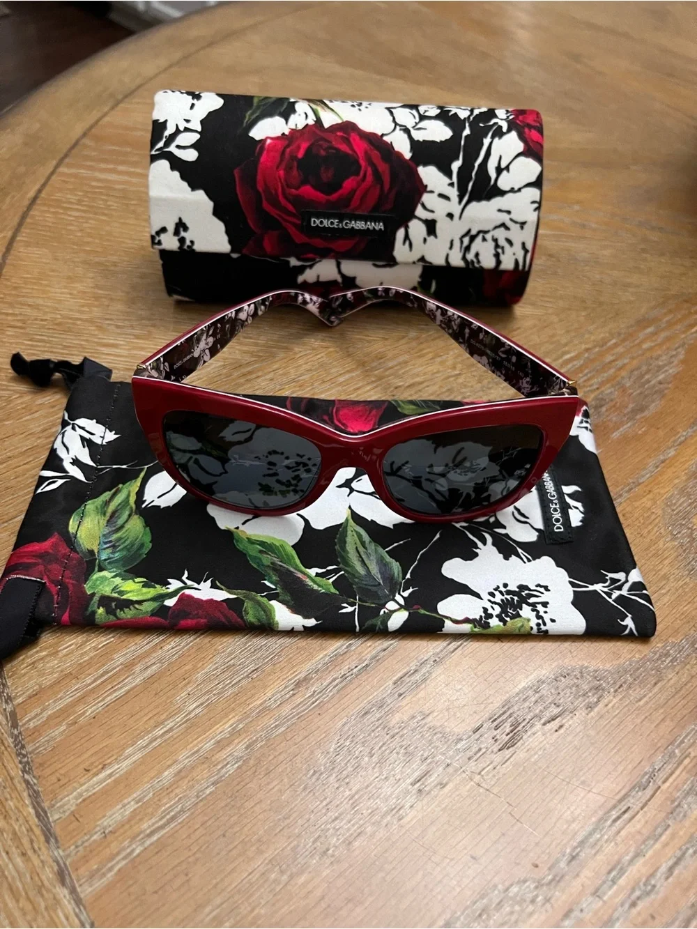 Dolce & Gabbana Red Cat-Eye Sunglasses with Floral Pouch and Case